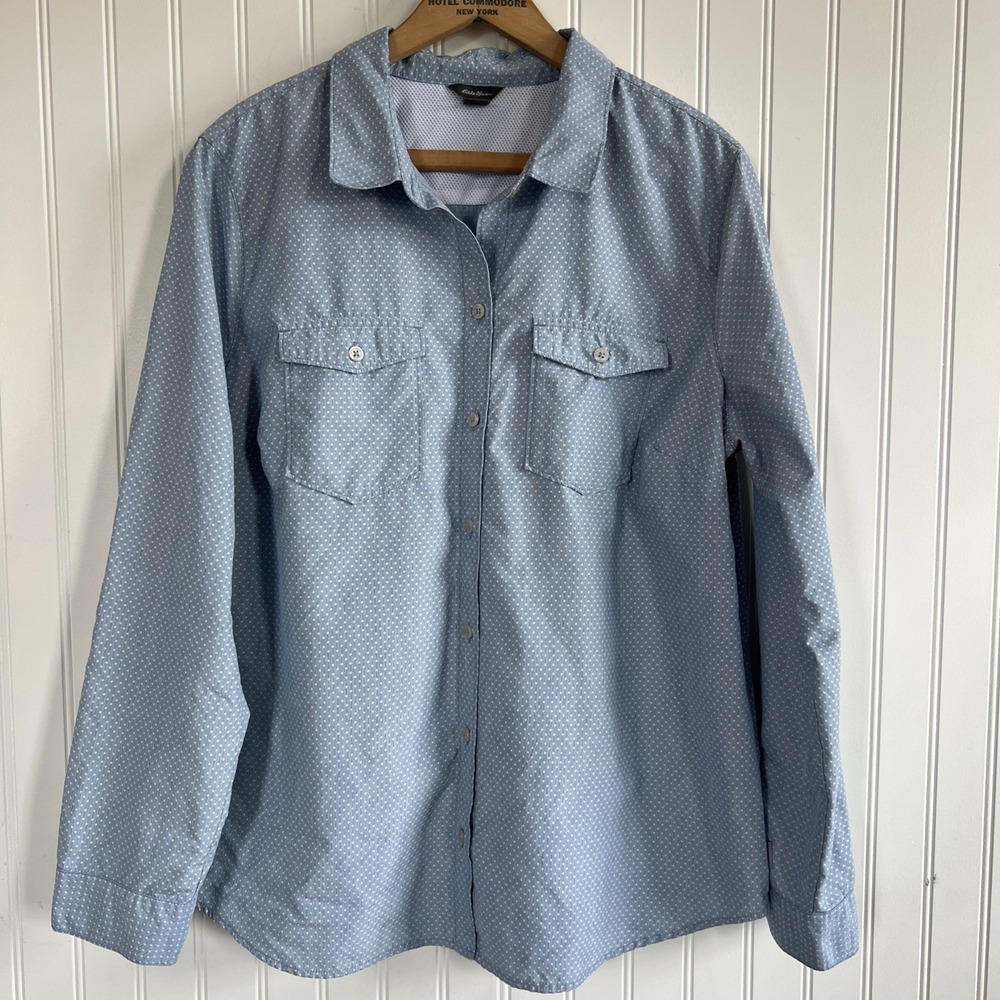 Eddie Bauer XL Women's Blue White Outdoor Hiking Fisherman Button-Down Long Slee